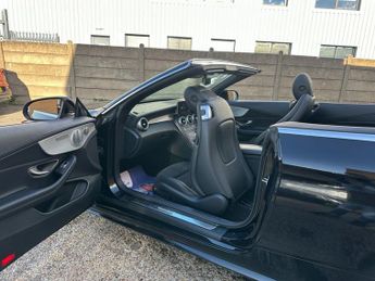 MERCEDES-BENZ C-CLASS 2.0 C300 AMG Line (Premium Plus) Cabriolet 2dr Petrol G-Tronic+ 