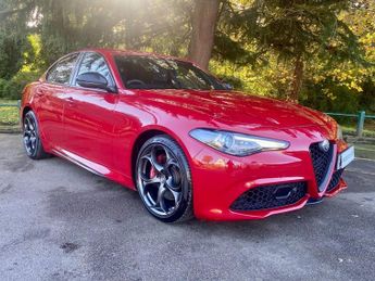 Alfa Romeo Giulia 2.0 TB VELOCE TI 4d 320 BHP