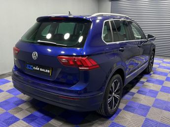 VOLKSWAGEN TIGUAN 2.0 TDI SE Navigation SUV 5dr Diesel DSG Euro 6 (s/s) (150 ps)