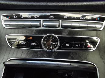 MERCEDES-BENZ E-CLASS 2.0 E220d SE Saloon 4dr Diesel G-Tronic+ Euro 6 (s/s) (194 ps)