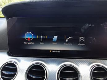 MERCEDES-BENZ E-CLASS 2.0 E220d SE Saloon 4dr Diesel G-Tronic+ Euro 6 (s/s) (194 ps)