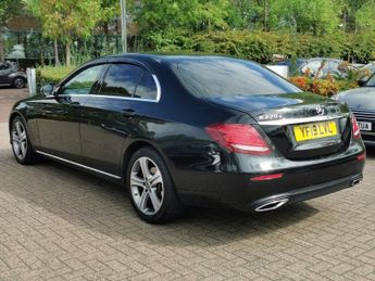 MERCEDES-BENZ E-CLASS 2.0 E220d SE Saloon 4dr Diesel G-Tronic+ Euro 6 (s/s) (194 ps)