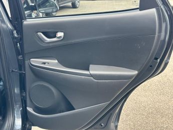 HYUNDAI KONA 64kWh Premium SUV 5dr Electric Auto (10.5kW Charger) (204 ps)