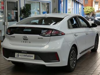 HYUNDAI IONIQ 38.3kWh Premium Hatchback 5dr Electric Auto (136 ps)
