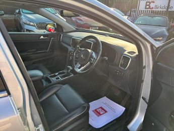 KIA SPORTAGE 1.6 CRDi EcoDynamics+ 4 SUV 5dr Diesel Hybrid DCT AWD Euro 6 (s/