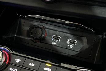 MG MG 5 61.1kWh Exclusive Long Range Estate 5dr Electric Auto (156 ps) T