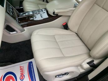 LAND ROVER RANGE ROVER 4.4 SDV8 AUTOBIOGRAPHY 5d 339 BHP