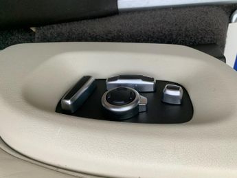 LAND ROVER RANGE ROVER 4.4 SDV8 AUTOBIOGRAPHY 5d 339 BHP