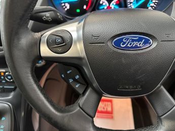 FORD KUGA 2.0 TDCi Titanium SUV 5dr Diesel Powershift AWD Euro 6 (s/s) (18