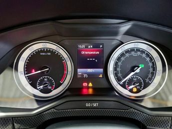 SKODA SUPERB 1.5 TSI ACT SportLine Estate 5dr Petrol DSG Euro 6 (s/s) (150 ps