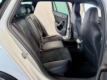 SKODA SUPERB 1.5 TSI ACT SportLine Estate 5dr Petrol DSG Euro 6 (s/s) (150 ps