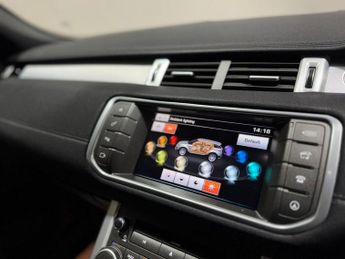 LAND ROVER RANGE ROVER EVOQUE 2.0 TD4 HSE Dynamic SUV 5dr Diesel Auto 4WD Euro 6 (s/s) (180 ps