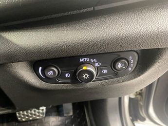 VAUXHALL INSIGNIA 2.0 Turbo D BlueInjection SRi VX Line Nav Grand Sport 5dr Diesel