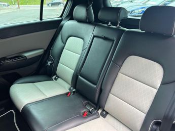 KIA SPORTAGE 1.6 T-GDi GT-Line SUV 5dr Petrol DCT AWD Euro 6 (174 bhp)