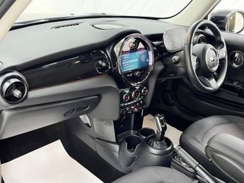 MINI HATCH 1.5 Cooper Classic Hatchback 3dr Petrol Steptronic Euro 6 (s/s) 