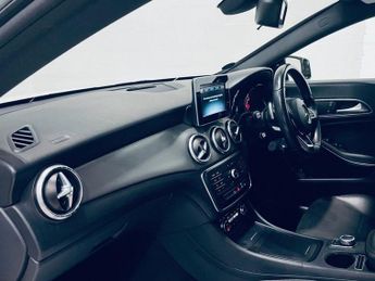 MERCEDES-BENZ CLA 2.1 CLA220d AMG Sport Coupe 4dr Diesel 7G-DCT Euro 6 (s/s) (177 