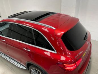 MERCEDES-BENZ GLC 2.1 GLC220d AMG Line (Premium) SUV 5dr Diesel G-Tronic+ 4MATIC E