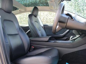 TESLA Model 3 (Dual Motor) Long Range Saloon 4dr Electric Auto 4WDE (346 ps)