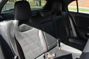 MERCEDES-BENZ A-CLASS 2.0 A200d AMG Line (Premium 2) Hatchback 5dr Diesel 8G-DCT Euro 