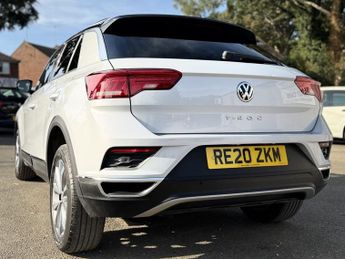 VOLKSWAGEN T-ROC 1.5 TSI GPF EVO Design SUV 5dr Petrol DSG Euro 6 (s/s) (150 ps)