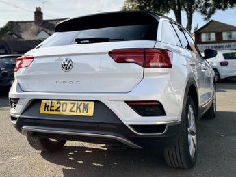 VOLKSWAGEN T-ROC 1.5 TSI GPF EVO Design SUV 5dr Petrol DSG Euro 6 (s/s) (150 ps)