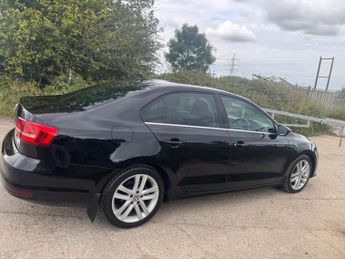 VOLKSWAGEN JETTA 2.0 TDI BlueMotion Tech GT Saloon 4dr Diesel DSG Euro 6 (s/s) (1