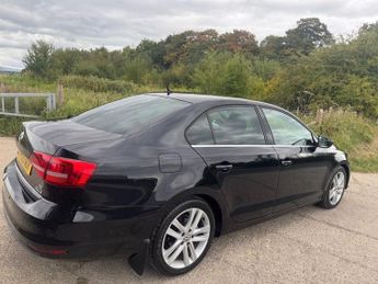 VOLKSWAGEN JETTA 2.0 TDI BlueMotion Tech GT Saloon 4dr Diesel DSG Euro 6 (s/s) (1