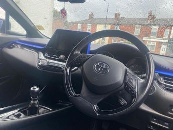 TOYOTA C-HR 1.2 VVT-i Dynamic SUV 5dr Petrol Manual Euro 6 (s/s) (115 ps)