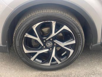 TOYOTA C-HR 1.2 VVT-i Dynamic SUV 5dr Petrol Manual Euro 6 (s/s) (115 ps)