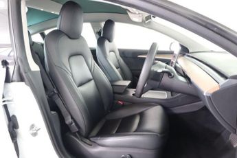 TESLA Model 3 (Dual Motor) Long Range Auto 4WDE 4dr