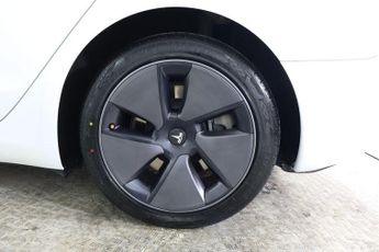 TESLA Model 3 (Dual Motor) Long Range Auto 4WDE 4dr