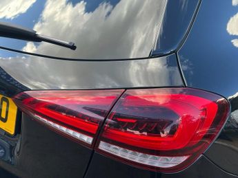 MERCEDES-BENZ A-CLASS 2.0 A250 AMG Line (Premium 2) Hatchback 5dr Petrol 7G-DCT Euro 6