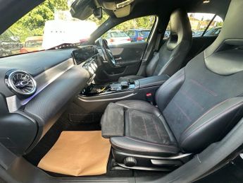 MERCEDES-BENZ A-CLASS 2.0 A250 AMG Line (Premium 2) Hatchback 5dr Petrol 7G-DCT Euro 6