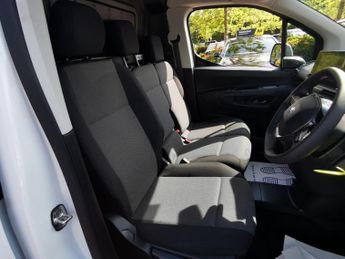 PEUGEOT E-PARTNER 800 50kWh Professional Premium Standard Panel Van 6dr Electric A