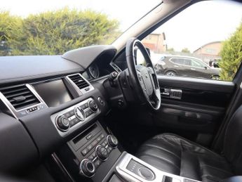 LAND ROVER RANGE ROVER SPORT 3.0 SD V6 HSE SUV 5dr Diesel Auto 4WD Euro 5 (255 bhp)