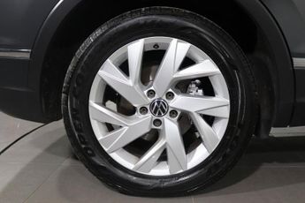 VOLKSWAGEN TIGUAN 1.5 TSI Life SUV 5dr Petrol DSG Euro 6 (s/s) (150 ps)