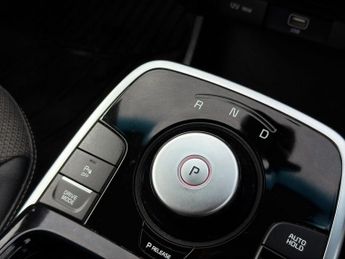 KIA NIRO 64kWh 2 SUV 5dr Electric Auto (201 bhp)