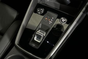 AUDI A3 1.5 TFSI 35 S line Sportback 5dr Petrol S Tronic Euro 6 (s/s) (1