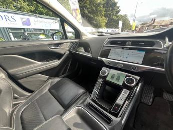 JAGUAR I-PACE 400 90kWh SE SUV 5dr Electric Auto 4WD (400 ps)