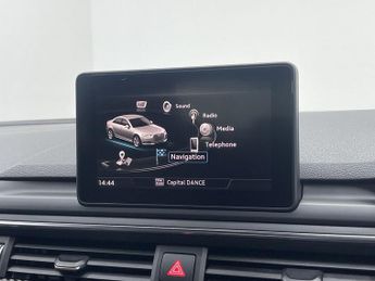 AUDI A4 2.0 TDI S line Saloon 4dr Diesel S Tronic Euro 6 (s/s) (190 ps)