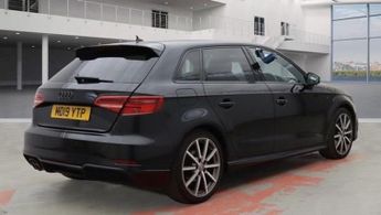 AUDI A3 1.5 TFSI CoD 35 Black Edition Sportback 5dr Petrol S Tronic Euro
