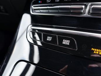 MERCEDES-BENZ EQC EQC 400 80kWh AMG Line SUV 5dr Electric Auto 4MATIC (408 ps)