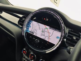 MINI Electric Hatch Cooper SE 32.6kWh Level 2 Hatchback 3dr Electric Auto (184 ps)