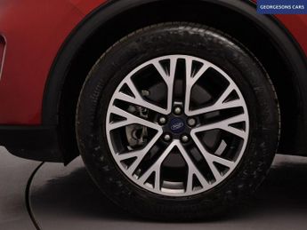 FORD KUGA 2.5 EcoBoost Duratec 14.4kWh Titanium SUV 5dr Petrol Plug-in Hyb