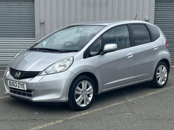 Honda Jazz 1.4 i-VTEC ES Plus Hatchback 5dr Petrol CVT Euro 5 (99 ps)