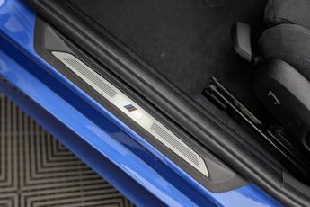BMW 1 SERIES 2.0 118d M Sport Shadow Edition Hatchback 5dr Diesel Auto Euro 6