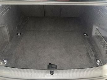AUDI A4 2.0 TDI 35 Technik Saloon 4dr Diesel S Tronic Euro 6 (s/s) (163 