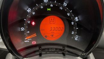 TOYOTA AYGO 1.0 VVT-i x-trend Hatchback 5dr Petrol x-shift Euro 6 (Safety Se
