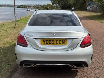 MERCEDES-BENZ C-CLASS 2.0 C220d AMG Line (Premium) Saloon 4dr Diesel G-Tronic+ Euro 6 