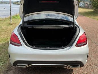 MERCEDES-BENZ C-CLASS 2.0 C220d AMG Line (Premium) Saloon 4dr Diesel G-Tronic+ Euro 6 